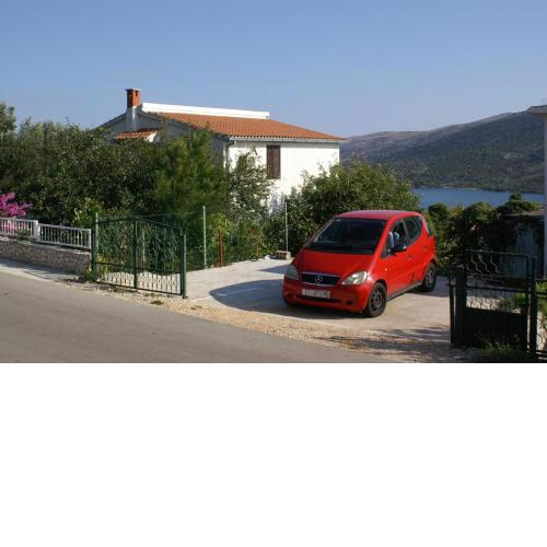 Apartments with a parking space Marina, Trogir - 1062
