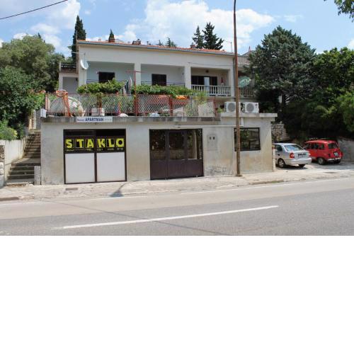Apartments with a parking space Novi Vinodolski - 10270