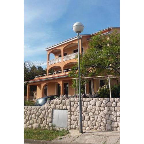 Apartments with a parking space Novi Vinodolski - 11479