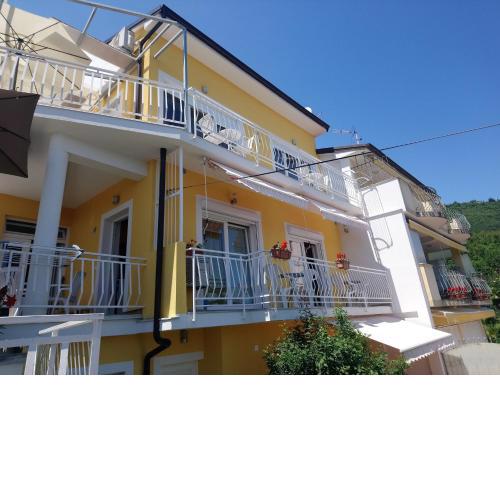 Apartments with a parking space Opatija - 7896