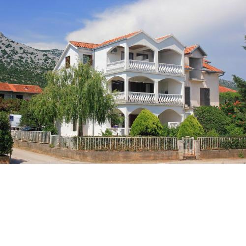 Apartments with a parking space Orebic, Peljesac - 10193