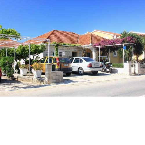 Apartments with a parking space Orebic, Peljesac - 4580