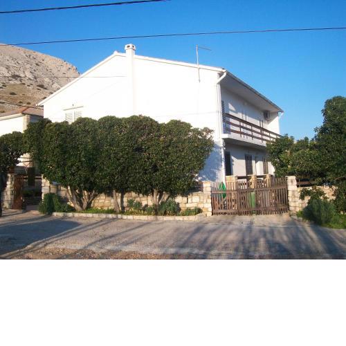 Apartments with a parking space Pag - 16016