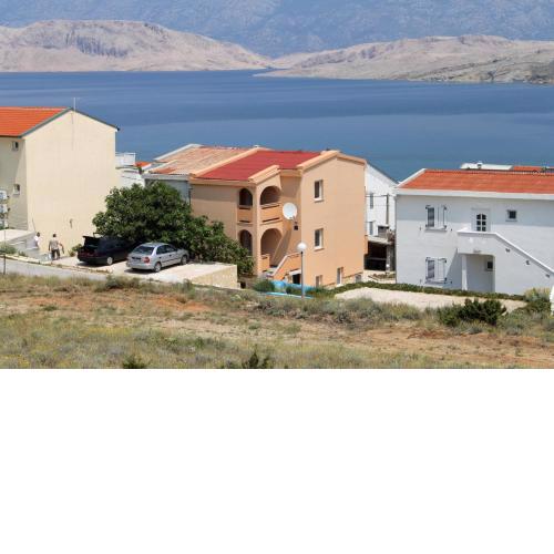 Apartments with a parking space Pag - 6542