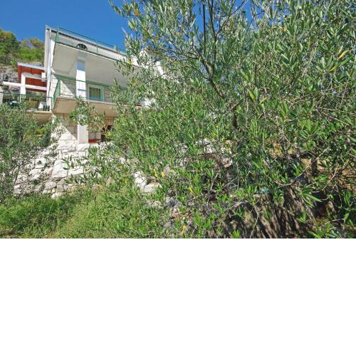 Apartments with a parking space Podaspilje, Omis - 11708