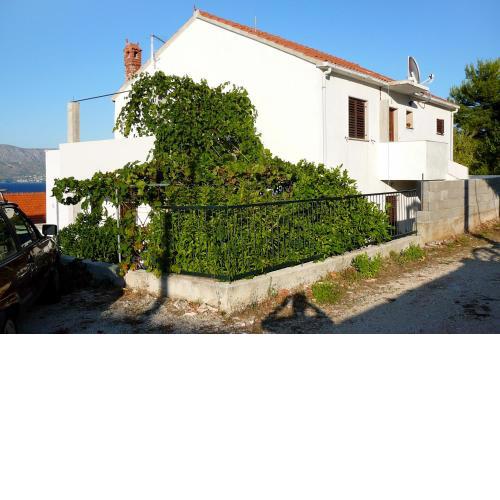 Apartments with a parking space Postira, Brac - 2919