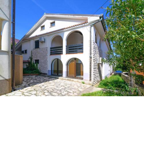 Apartments with a parking space Premantura, Medulin - 2228