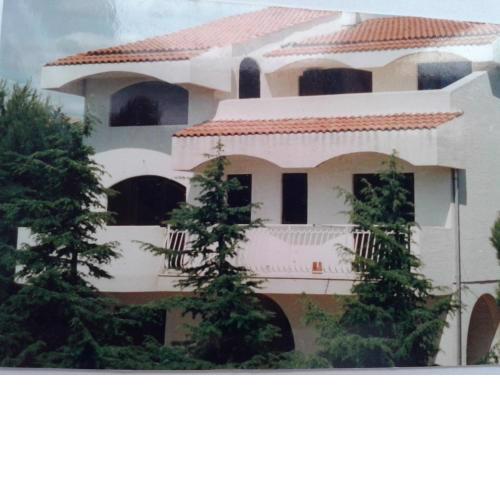 Apartments with a parking space Primosten - 13671