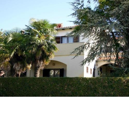 Apartments with a parking space Rovinj - 22527