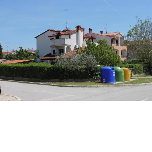 Apartments with a parking space Rovinj - 7656