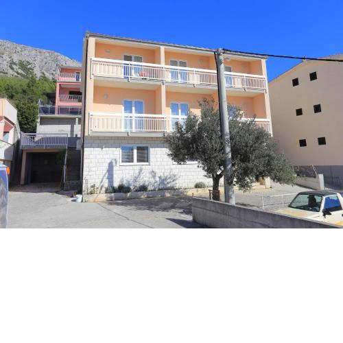 Apartments with a parking space Stanici, Omis - 2818