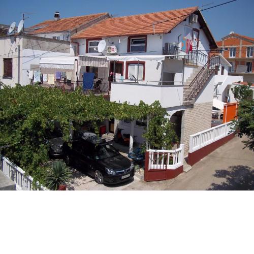 Apartments with a parking space Vodice - 12926