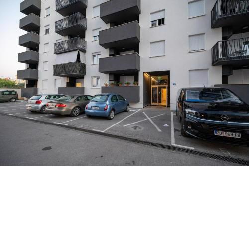 Apartments with a parking space Zadar - 23405