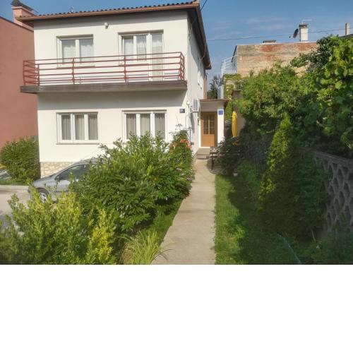 Apartments with a parking space Zagreb - 14890