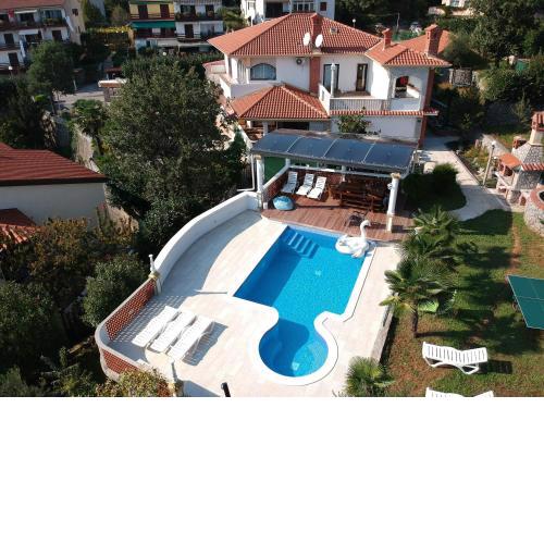 Apartments with a swimming pool Opatija - Pobri, Opatija - 16390