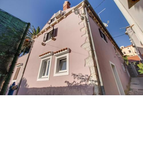 Apartments with WiFi Mali Losinj (Losinj) - 11880