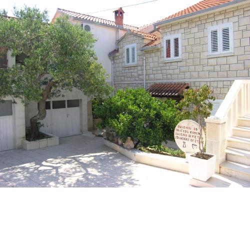 Apartments with WiFi Postira, Brac - 11494
