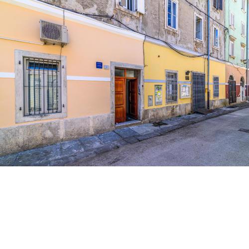 Apartments with WiFi Pula - 21407