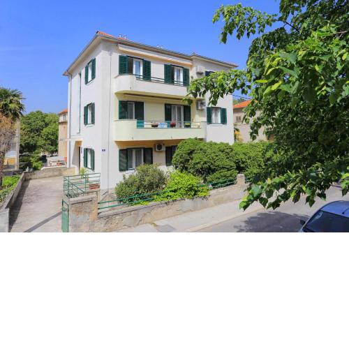Apartments with WiFi Split - 16420