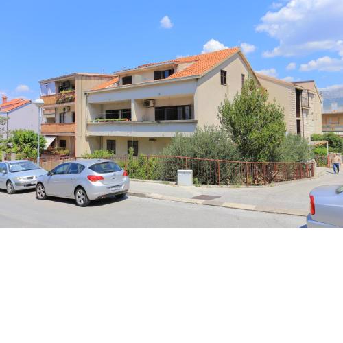 Apartments with WiFi Split - 18336