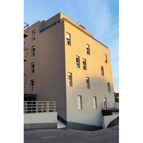 Apartments with WiFi Split - 22126