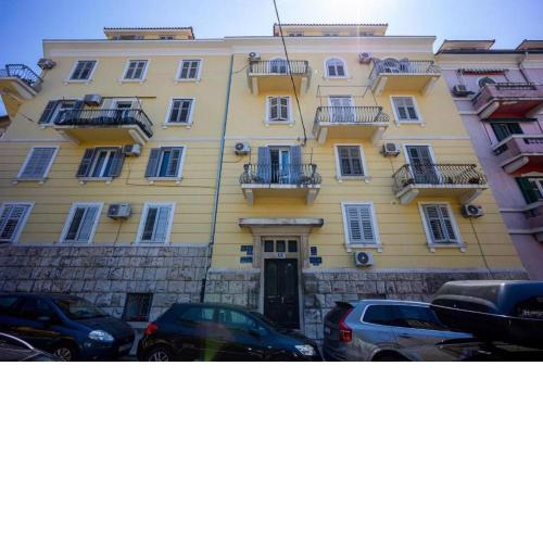 Apartments with WiFi Split - 23440