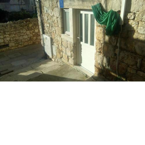 Apartments with WiFi Vis - 13929