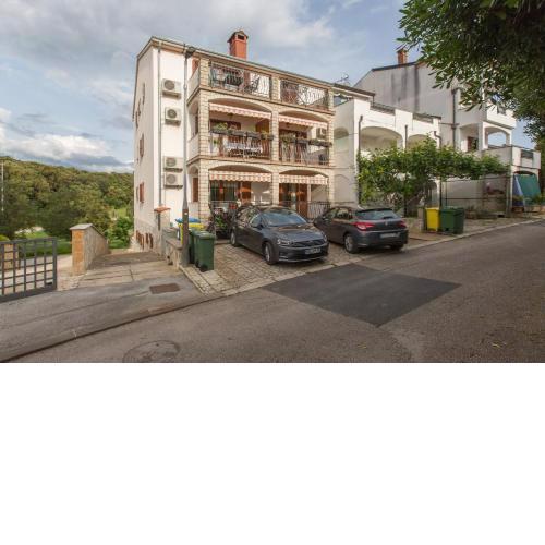 Apartments with WiFi Vrsar, Porec - 17473