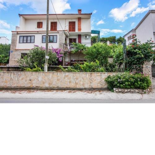Apartments Zana