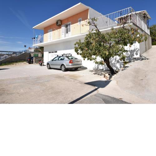 Apartments Zmika