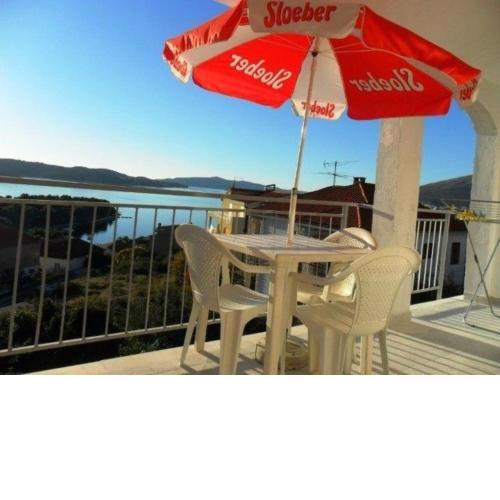 Appartement in Trogir mit Eigenem Balkon und Meerblick
