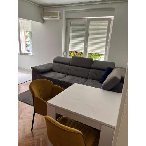 Apt. 46m2,wifi, air-con.,for 2/3