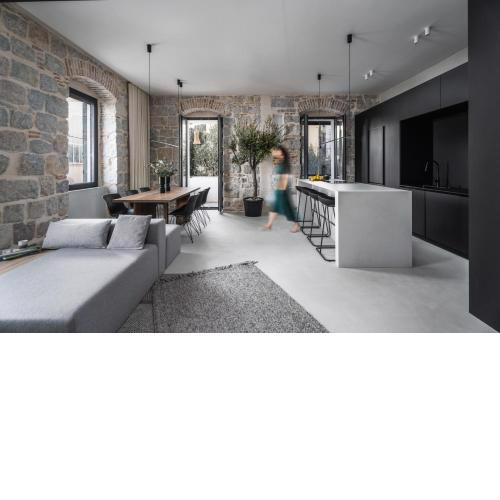 Architect's seafront flat