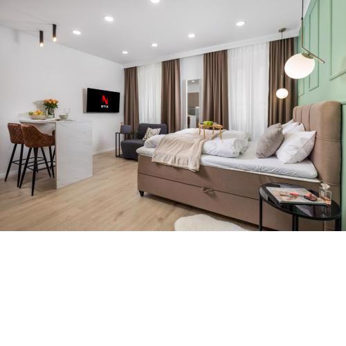Area2 Center Luxury Apartment