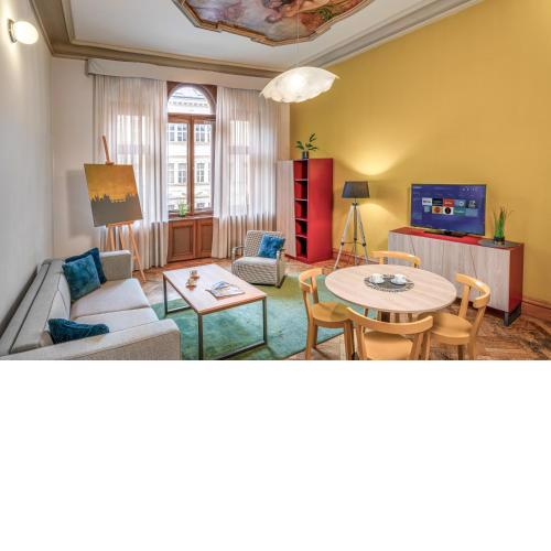 Art House Apartments by Adrez