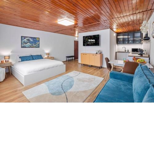 Art-Inspired, Designer Apartment