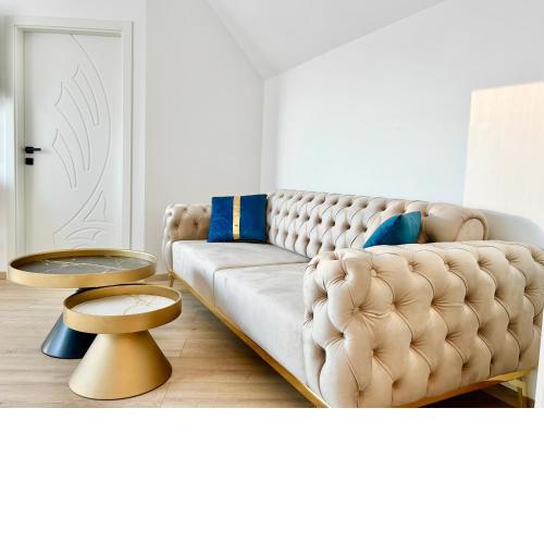 ASP Modern Apartments with Balcony & Free Parking