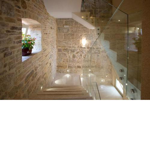 Aspalathos Residence