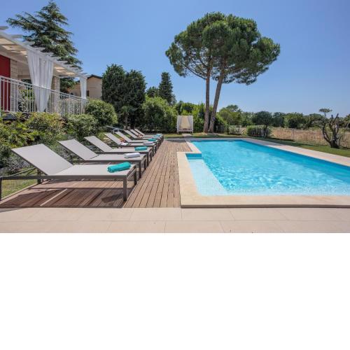 Astinian Villa Puntizela