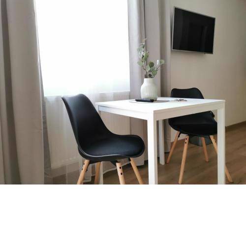 Atlas suites WEST