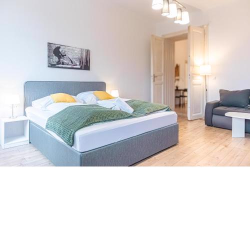 attractive 2BR Apt. Near AKH- Ideal for Longstays