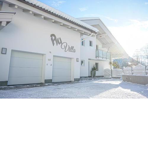 Au Villa
