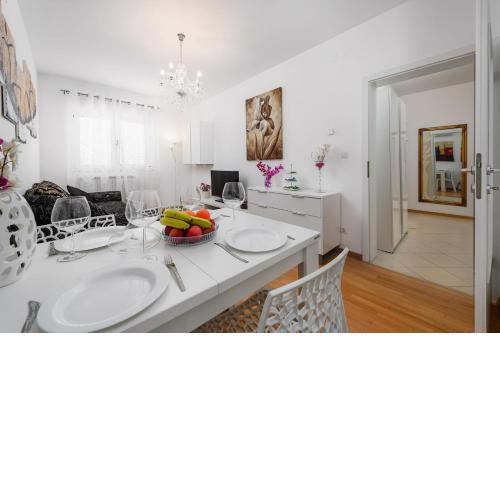 Aureo Apartment Pula Center
