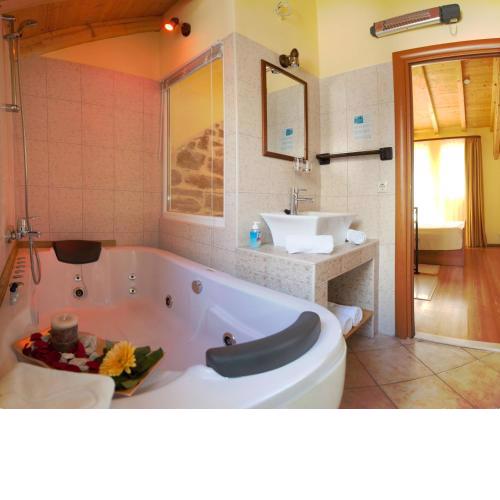 Authentic Luxury Rooms