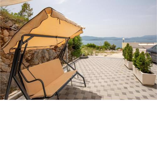 Awesome Apartment In Komarna With House Sea View