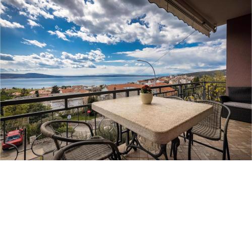 Awesome Apartment In Novi Vinodolski