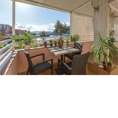 Awesome Apartment In Ploce With Kitchen