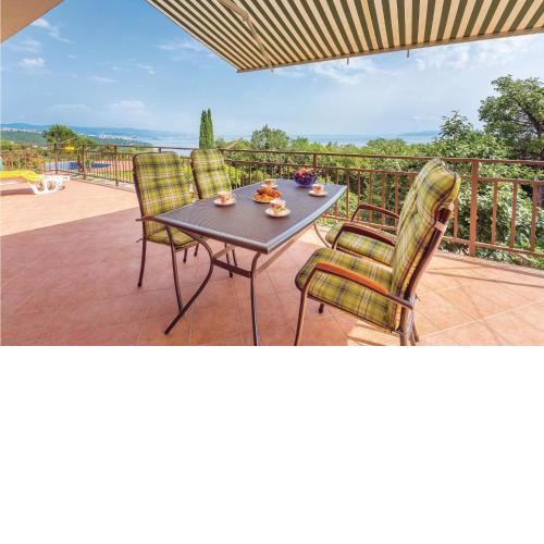 Awesome Apartment In Pobri With House Sea View