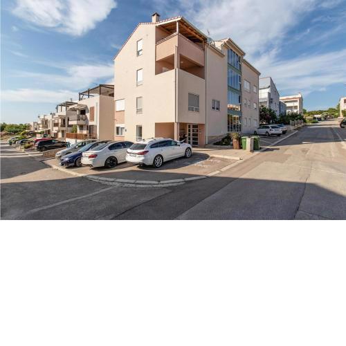 Awesome Apartment In Zadar With Kitchen