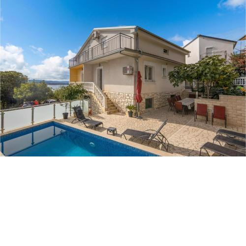 Awesome Home In Crikvenica With House Sea View